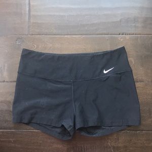 nike running shorts size M